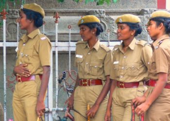 मुख्यालयातील महिला कर्मचाऱ्याचा विनयभंग करणारा पोलीस बडतर्फ, अपर पोलीस आयुक्तांचे आदेश