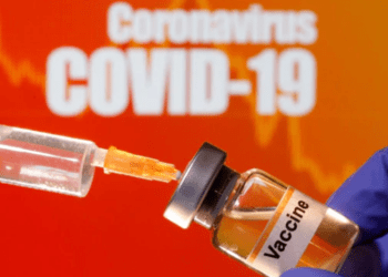 देशातील प्रत्येकाला लस देण्याची गरज नाही, साखळी तुटायला हवी! केंद्र सरकारची स्पष्ट भूमिका