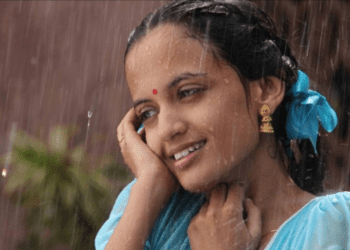 केतकीने शेयर केले ‘टाईमपास’ क्षण