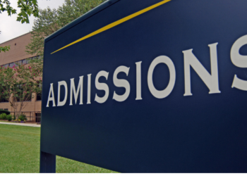 इंजिनीयरिंगच्या दुसऱया वर्षाच्या प्रवेशासाठी चुरस, कॉलेजमध्ये 3 ते 6 जागांचाच कोटा