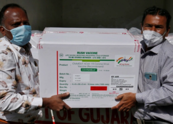 लसस्वी भव!! ‘गणपती बाप्पा मोरया’चा गजर करत ‘कोविशिल्ड’ देशभरात रवाना