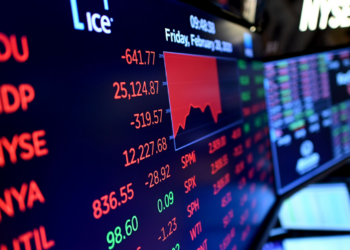 शेअर बाजाराची ऐतिहासिक झेप, निर्देशांक 48 हजाराच्या पार