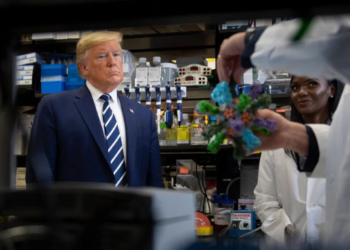 अमेरिकेचं लसीकरण झालं, आपलं काय?