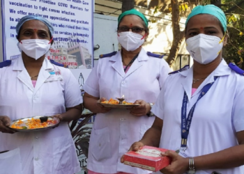 उत्कंठा, उत्साह आणि सेल्फी चिंता नको, बिनधास्त लस घ्या! लस घेतल्यानंतर पहिली प्रतिक्रिया