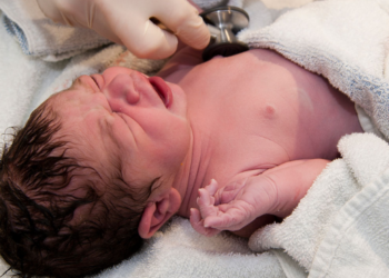 नववर्षाच्या पहिल्या दिवशी देशात 60 हजार बाळांचा जन्म