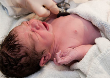 नववर्षाच्या पहिल्या दिवशी देशात 60 हजार बाळांचा जन्म