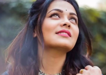 प्रार्थना बेहेरेने केली डबिंगला सुरुवात