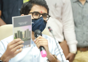 272 रहिवाशांच्या नव्या घरांचे ड्रॉ; बीडीडी चाळींच्या पुनर्विकासांच्या कामाला आता वेग येणार