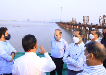 कोकण मुंबईच्या अधिक जवळ येणार, शिवडी – न्हावाशेवा ट्रान्स हार्बर लिंकचे काम वेगात