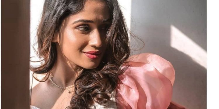 पूर्णिमा डे पुन्हा खलनायकी भूमिकेत