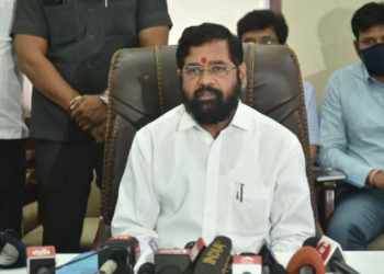 मुंबईतील फेरीवाल्यांसाठी पंतप्रधान स्वनिधी योजना पुन्हा राबविणार; एकनाथ शिंदे यांची माहिती