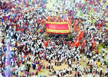 नाचू कीर्तनाचे रंगी, ज्ञानदीप लावू जगी!