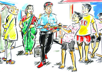 कुटुंब रंगलंय फेकंफेकीत