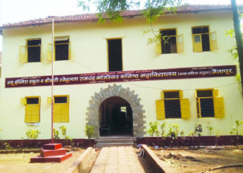 विद्येसाठी पायपीट