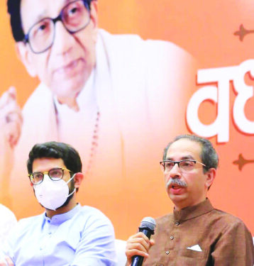 शिवसेना : एक विश्वविक्रमी `चमत्कार’!