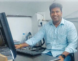 आऊट ऑफ द बॉक्स