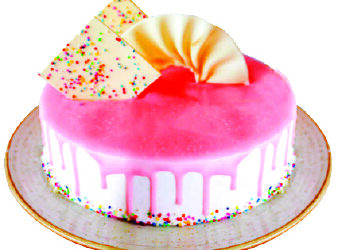 पारंपारिक बेकरीत बनलेला फ्रेश केक