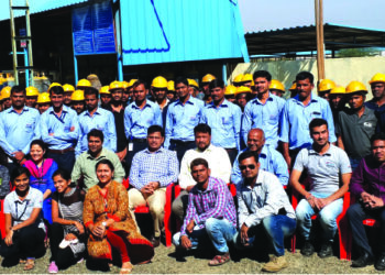 मराठे पाऊल पडते पुढे…