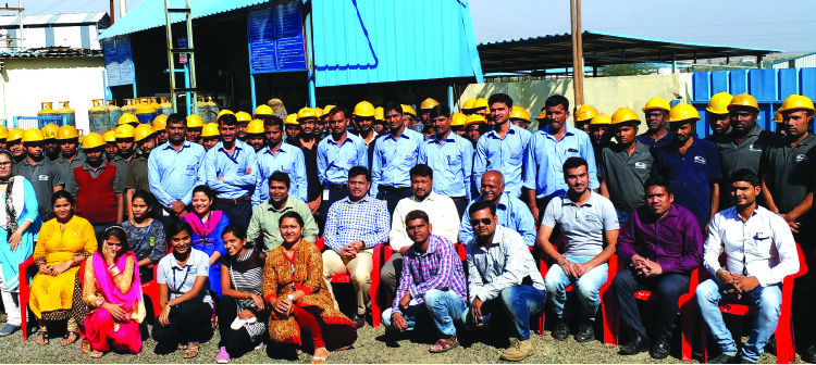 मराठे पाऊल पडते पुढे…