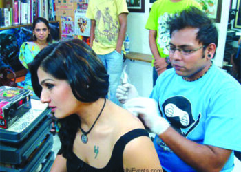 टॅटूच्या आभाळातले मराठमोळे पतंगे!