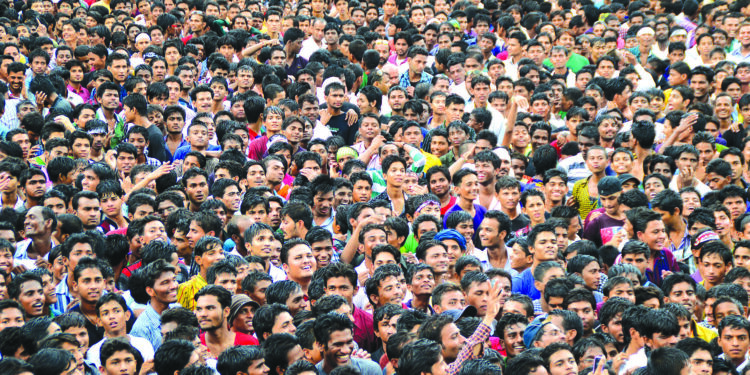 लोकसंख्येत पहिला क्रमांक अणुऊर्जा की अणुबाँब!