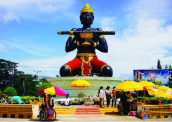 देवळे आणि स्मशानगृहे!