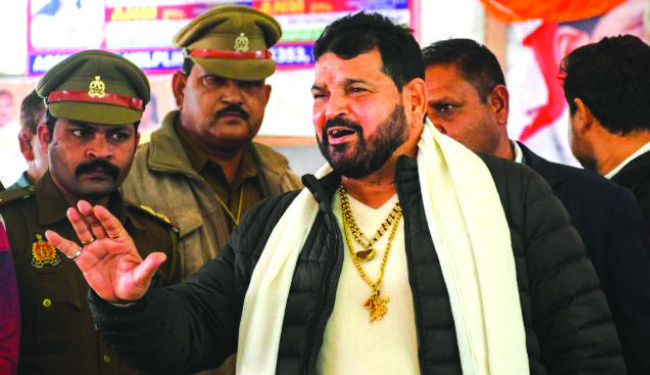 रामाच्या अयोध्येत रावणाचे राज्य!