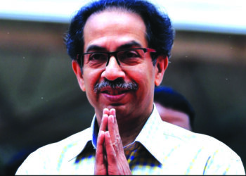 उद्धव ठाकरे यांचीच कामगिरी सरस