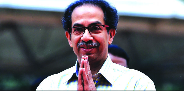 उद्धव ठाकरे यांचीच कामगिरी सरस