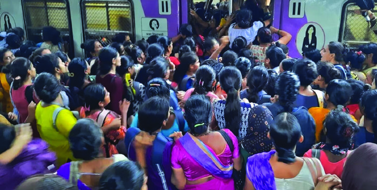 सामान्यांचा जीवनप्रवास इतका का भकास?