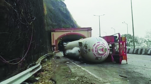 फक्त कोंडी नव्हे, व्यवस्थेचे अपयश