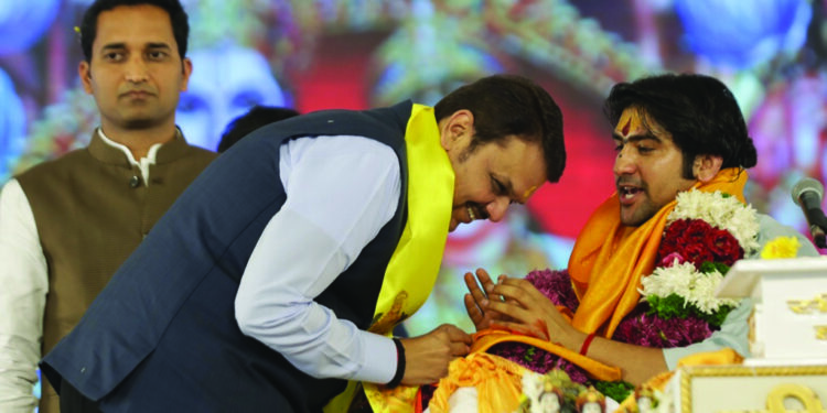 प्रबोधनकारांच्या महाराष्ट्रात ‘भागेश्वर’चा उन्माद!