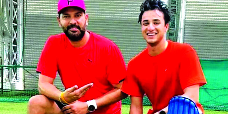 तो सध्या काय करतोय?