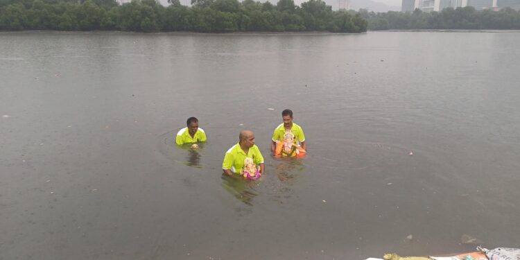 विसर्जनासाठी कायमस्वरूपी पर्यावरणपूरक व्यवस्था हवी!